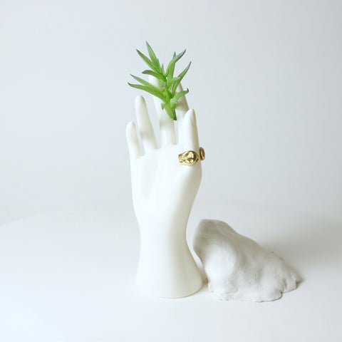 All-brass split ring in teardrop