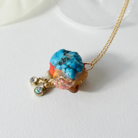 Amulet necklace in Sedona horizon