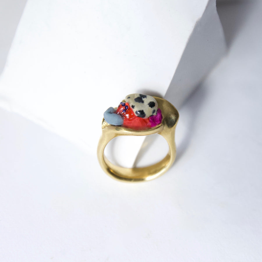 Handcrafted Brass Ring by Gré with Quartz, Goldstone, Garnet and Agate